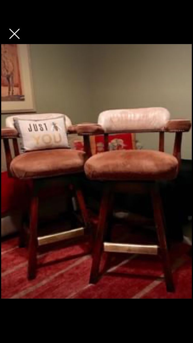 2 High End Bar Stools