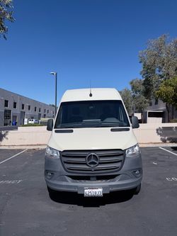2021 Mercedes-Benz Sprinter 2500