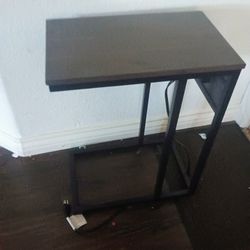 End Table With Built In Plugs