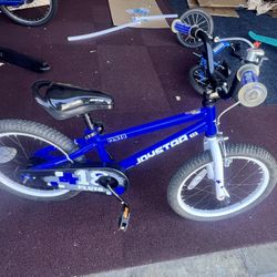 18” Boys Bike. Hardly Used.