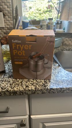 Burner and deep fryer
