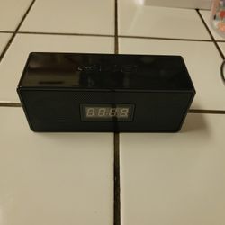Bindouf HD Wireless-WiFi Clock in Bluetooth-Speaker - 

