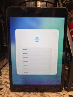 iPad Mini 64gb (5th gen)
