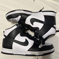 Nike Dunk High Panda Size 8.5