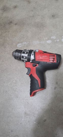 Milwaukee 12v drill