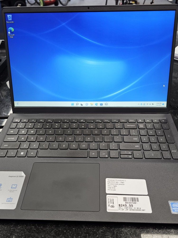 Dell Inspiron 15 3000 Laptop. ASK FOR RYAN. #00(contact info removed)
