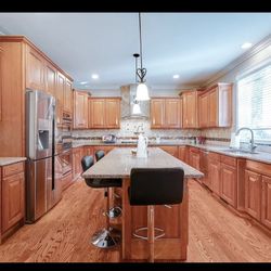 Kitchen Cabinets 