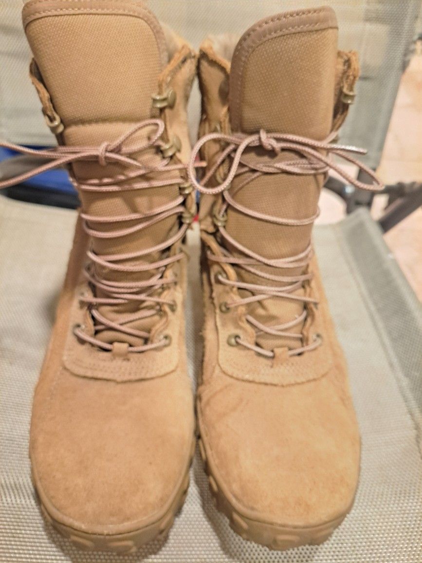 Military Boots