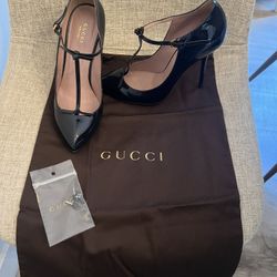 Gucci Mary Jane Heels 