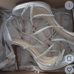 Jessica Simpson heels