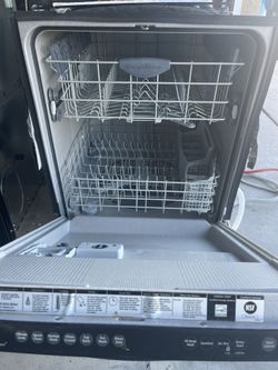 FRIGIDAIRE by Electrolux Dishwasher