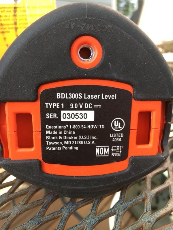 Black and Decker BDL300S BULLSEYE 360-Degree Auto Laser Level for Sale in  Sammamish, WA - OfferUp