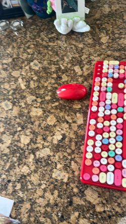 CUTE KEYBOARD