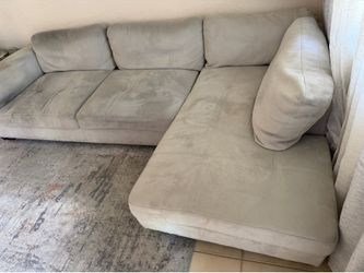 Sofa seccional en L - Buen estado