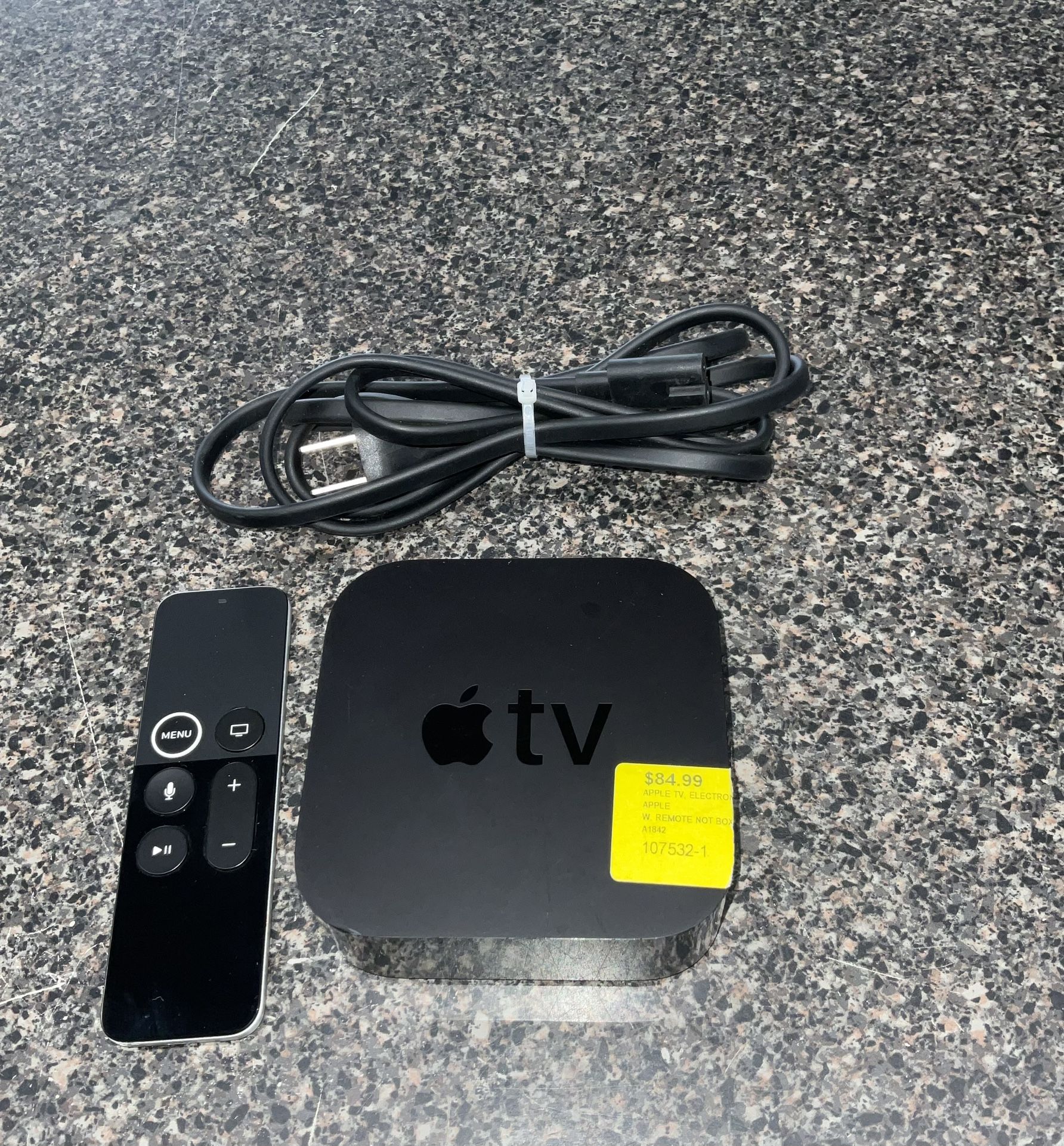 Apple TV Siri 4K 4th EMC 3186 A1962 / Remote Control 