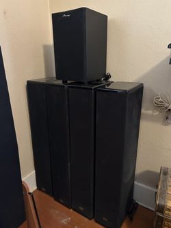 Four Teatro Tower 10 speakers