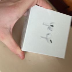 Airpod Pros /throw offer