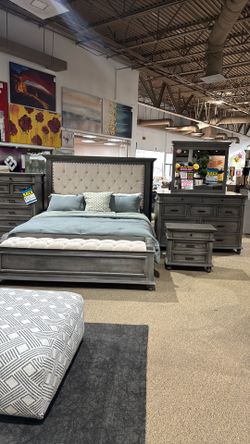 Bedroom set