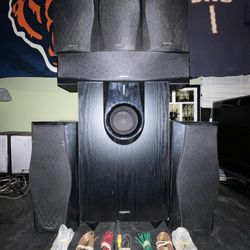 (7) Piece Onkyo Surround Bundle! SKW-560 10" Sub, (2) SKM-560S, (2) SKF-560F R/L