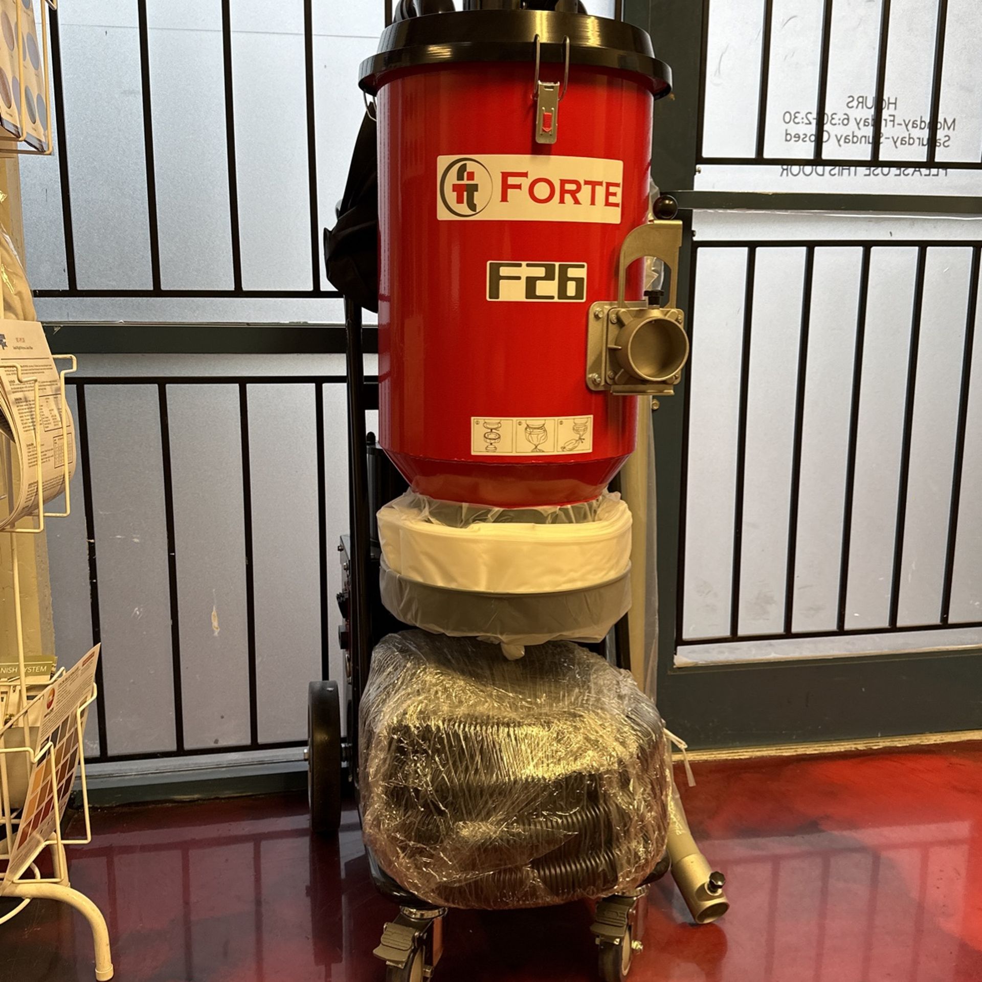 Forte F-26 HEPA vacuum 