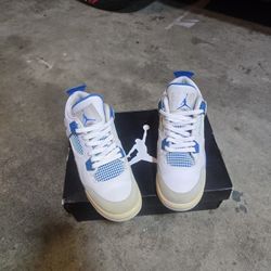 Nike Air Jordan 4 Retro 2006 Military  Blue