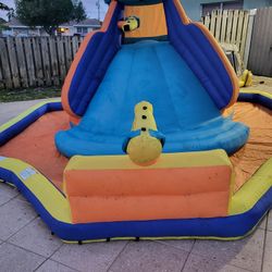 Water Slide Bounce House In Good Condition 