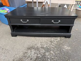 Coffee table 25 x 47 x 18