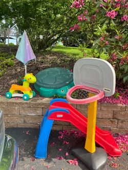 Little likes slide , hoop, sandbox & FP ride on
