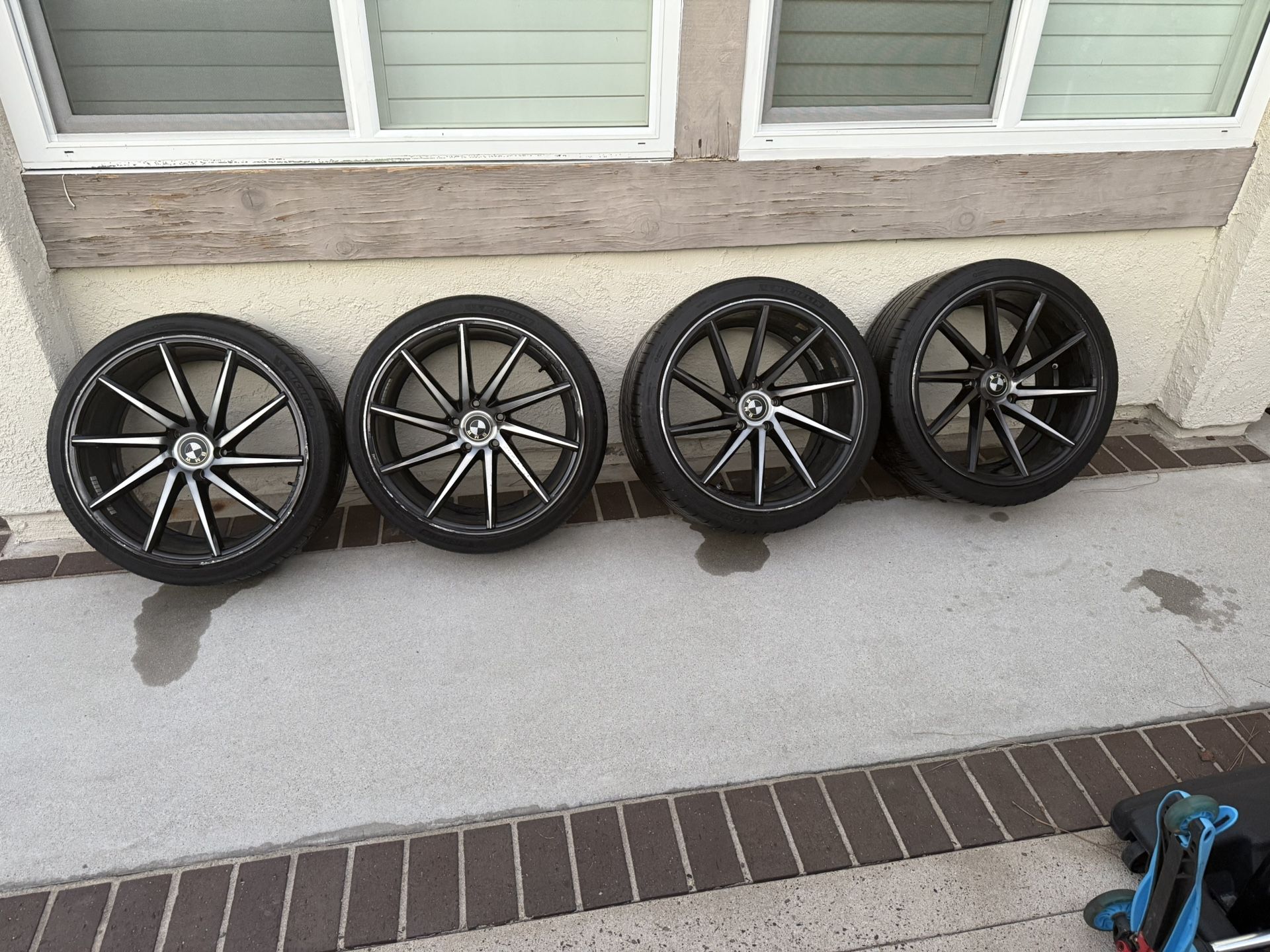 20” Staggered Vossen Wheels