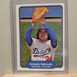 1981 Fleer Fernando Velenzuela  ) Pick Up Only 