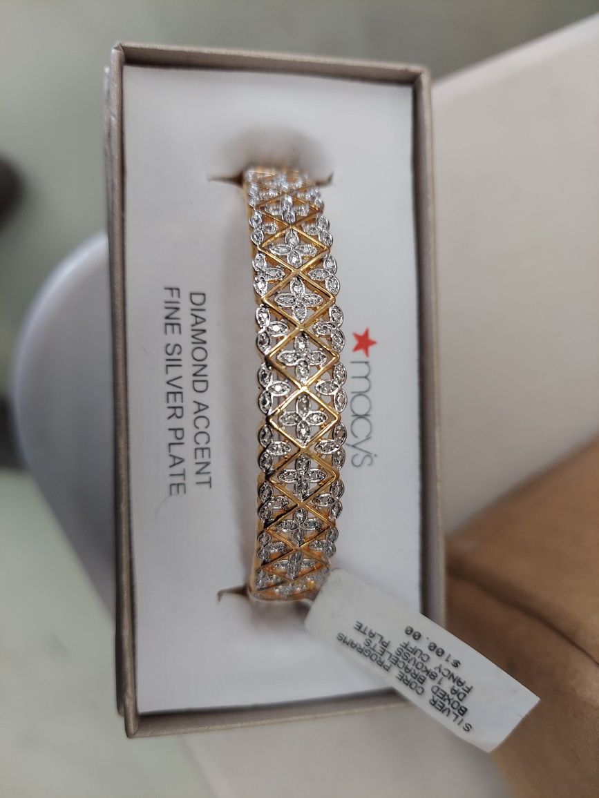 New**Diamond Accent Fancy Cuff Bracelette