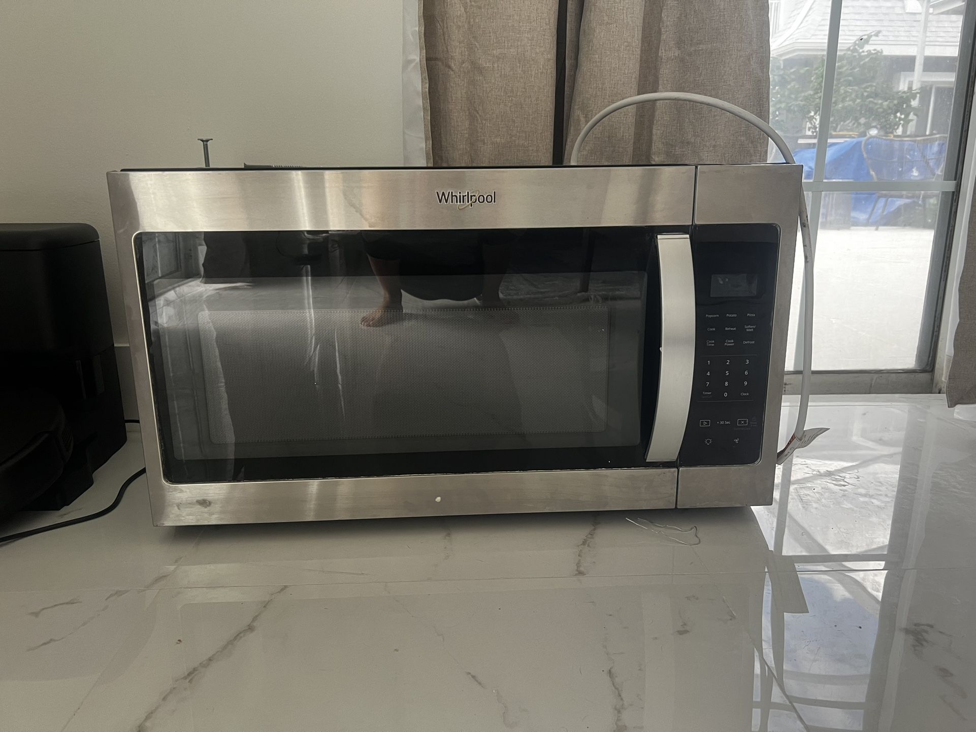 Whirlpool 30” Microwave