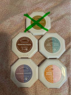 Rihanna highlighters