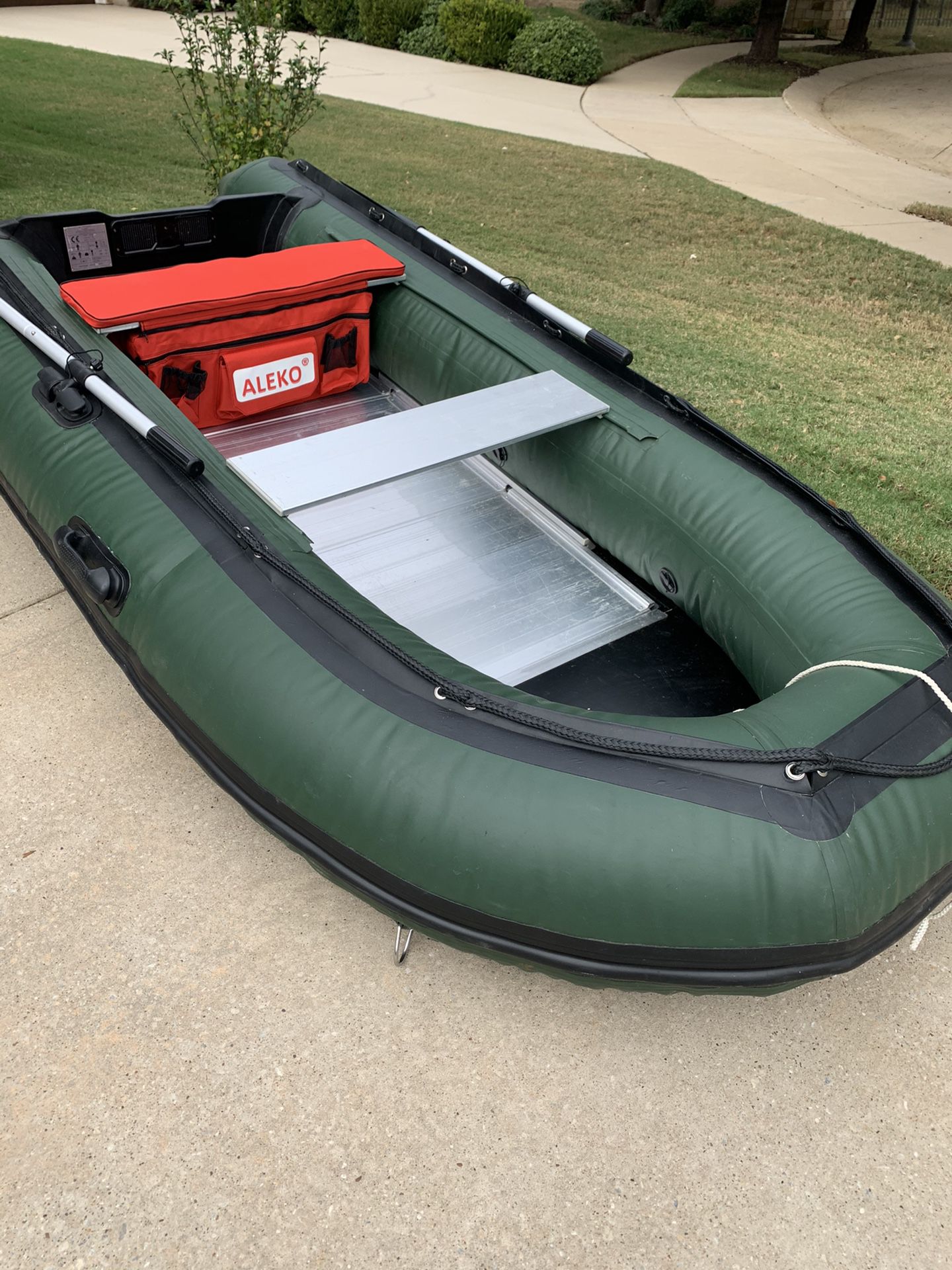 Aleko 10.5’ Inflatable Boat