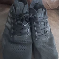Size 14 Adidas Shoes 