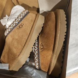 Ugg Tasman Toddler Size 7 Shoes 