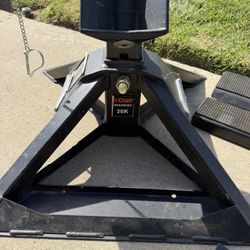 Curt Cross wing 20k Fifth Wheel Hitch