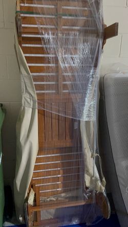 Chaise lounge chair