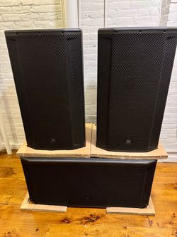 JBL Professional SRX835P Speaker