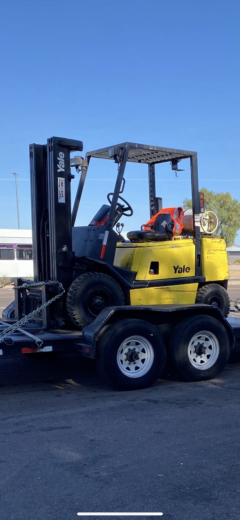 Yale 5k Forklift For Sale, Pneumatic Tires. Trade for your tractor bobcat skid steer.