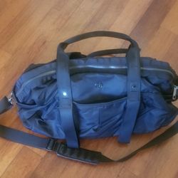 Lululemon Large Black Duffle Bag Gym $65