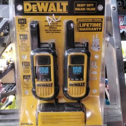 Dewalt Heavy-Duty Walkie-Talkie 2W