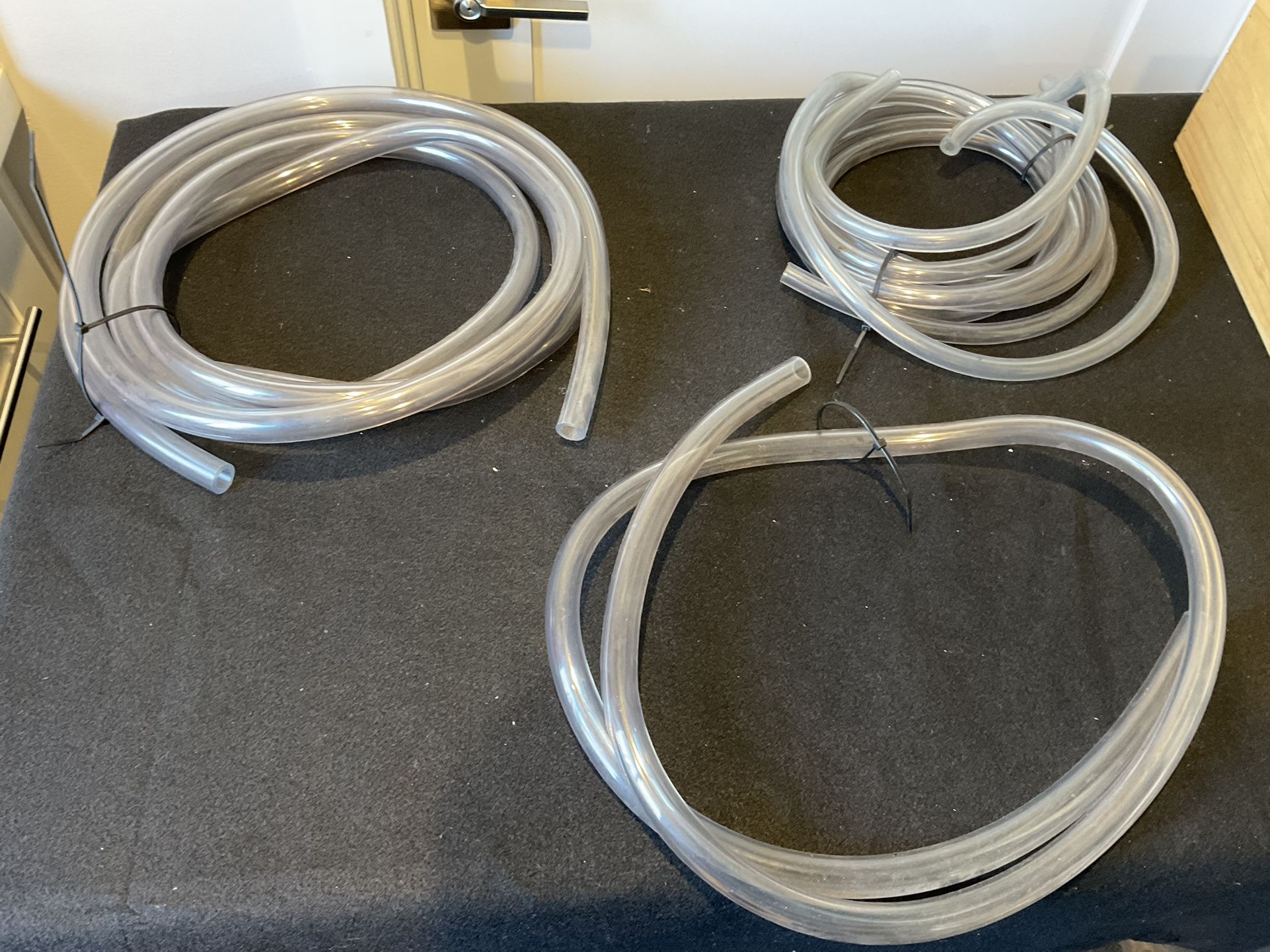 Flexible Plastic Tubing Lot – Clear, Red & Blue Vinyl Hose Assorted Lengths display picture 1