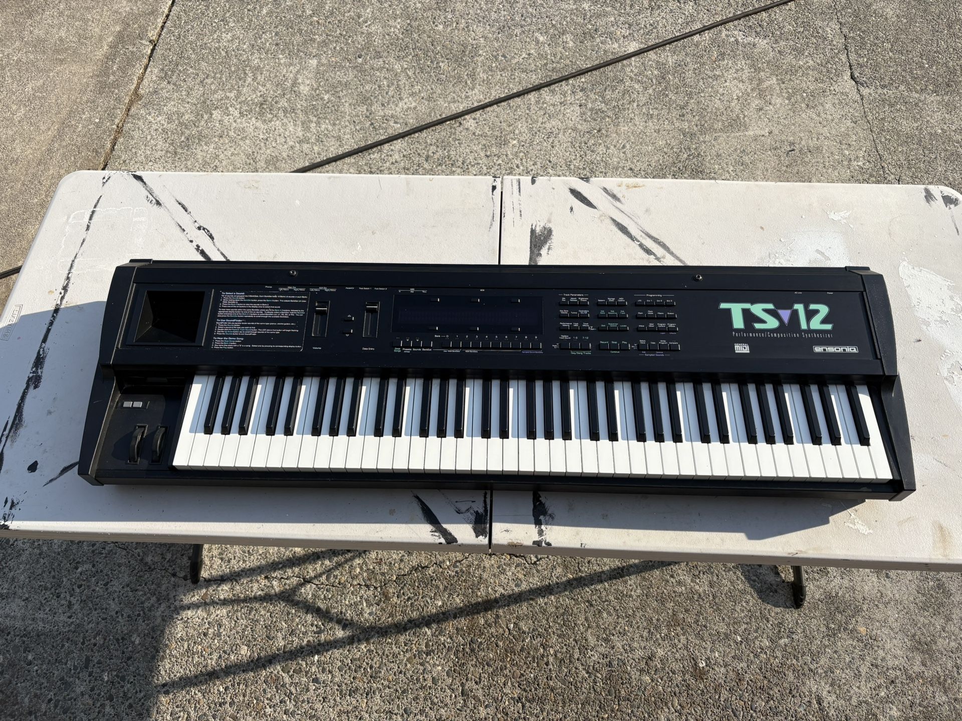 Ensoniq - TS12