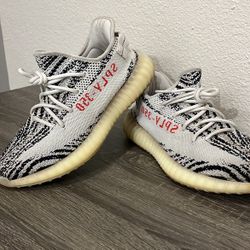 Adidas Yeezy Boost 350 V2