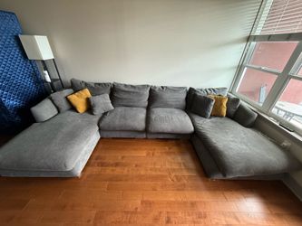 Sectional Couch (U-Shape) $500obo