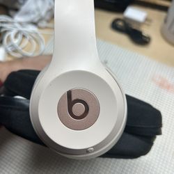 Beats Solo3 Wireless Dusty Pink