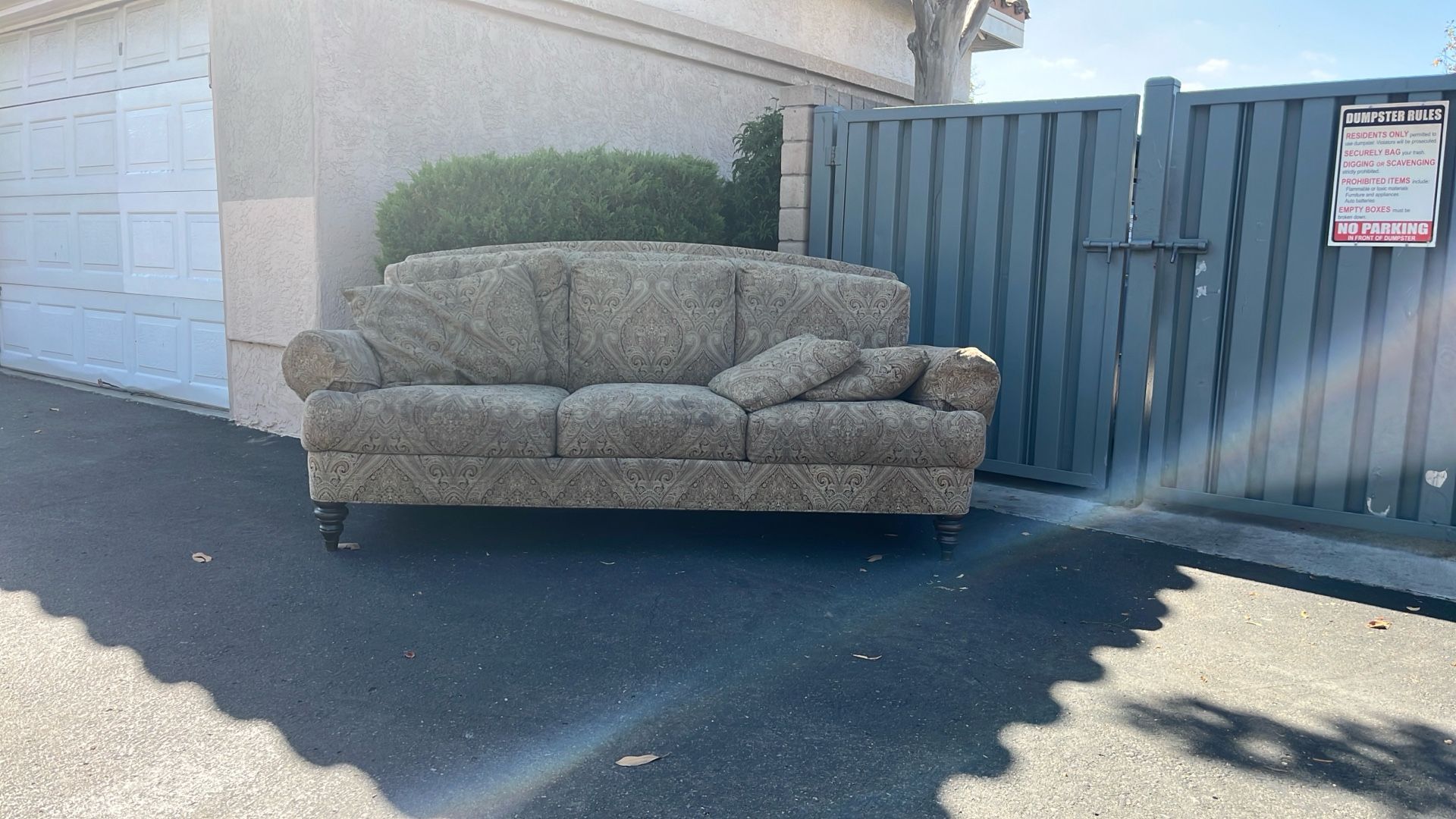 Free Ethan Allen Couch