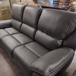 New Recliner Sofa And loveseat In Microfiber