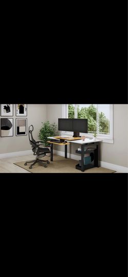 Standing desk convertor uplift